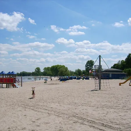 Ferien-bungalow Im Seebad Ueckermuendeot Bellin Hébergement de vacances