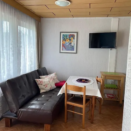 Ferien-bungalow Im Seebad Ueckermuendeot Bellin 웨케문데